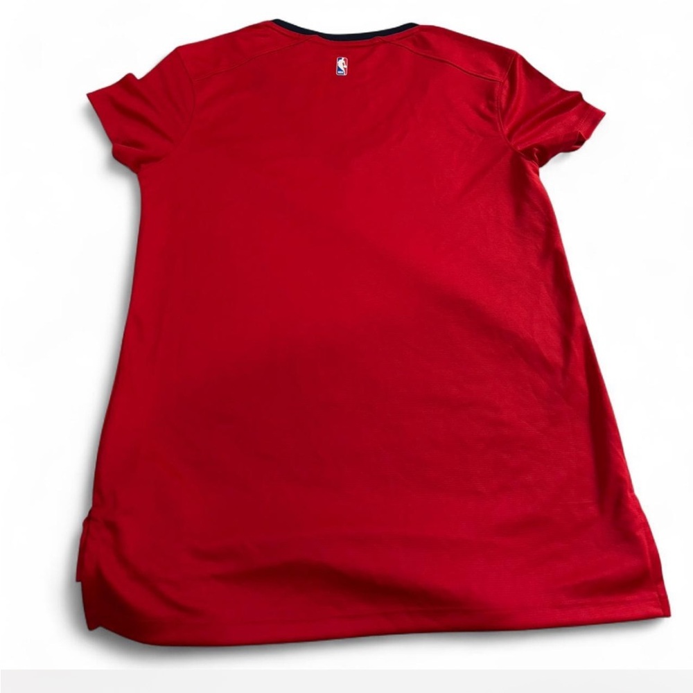 NBA Fanatics Fast Break Red V-Neck T-Shirt Basketball Jersey Tee - Picture 6 of 7